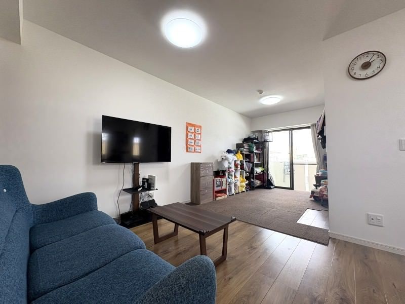 Wing Chaté Itoman 1946 4F/401 2LDK Apartment for Sale - Thumbnail 3