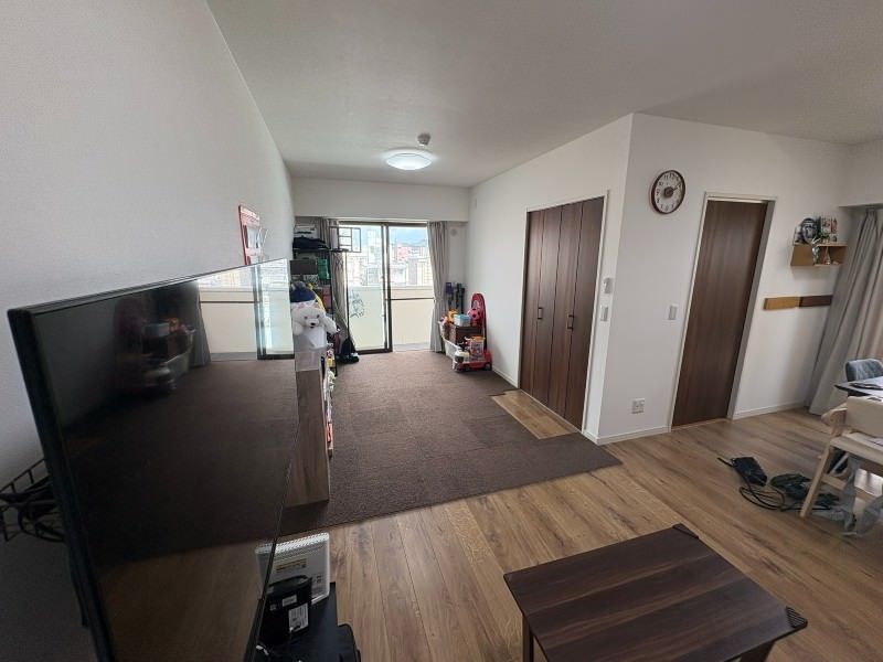 Wing Chaté Itoman 1946 4F/401 2LDK Apartment for Sale - Thumbnail 4