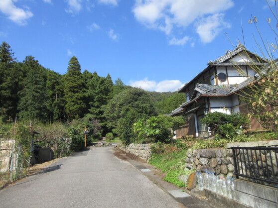 386 sqm Land for Sale in Ashikaga, Tochigi - Mountain Views - Thumbnail 2