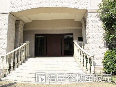 River Garden Forest Castle 13F 2LDK Apartment in Osaka - Thumbnail 2