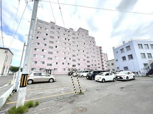 3LDK Apartment Near Minami-Otaru Station in Otaru - Thumbnail 2