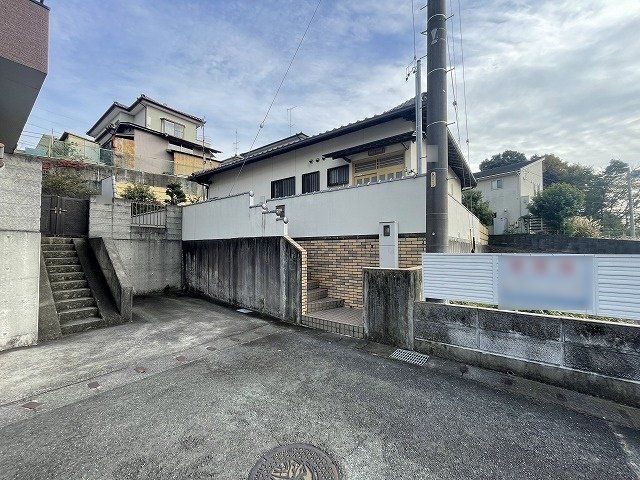 Traditional Japanese House in Iwata with 543m² Land - Thumbnail 2