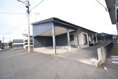 笠之原公園住宅 A・B・C棟 3LDK Houses in Kanoya — Image 1, Kanoya, Kagoshima