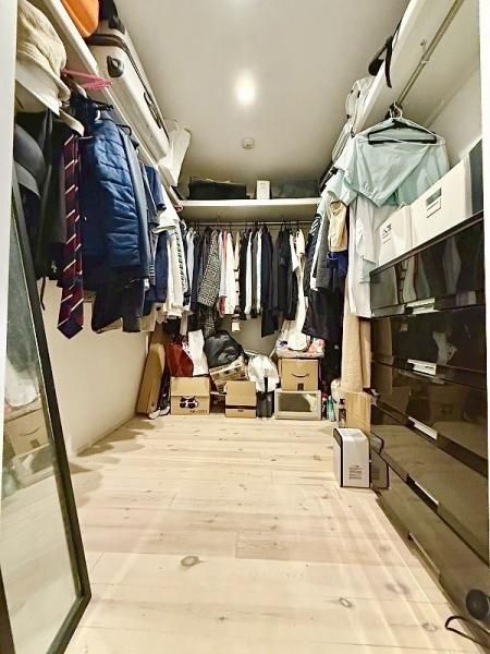 Renovated 1SLDK Apartment with Balcony in Chiba's Inage Ward - Image 1