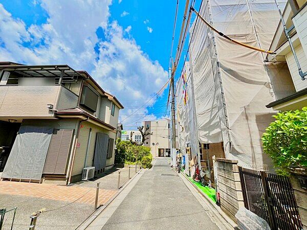 New 2LDK+S House in Katsushika, Tokyo - 72.65m2 - Thumbnail 2