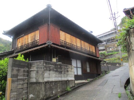 6K House for Sale in Yawatahama, Ehime with Agricultural Land - Thumbnail 2