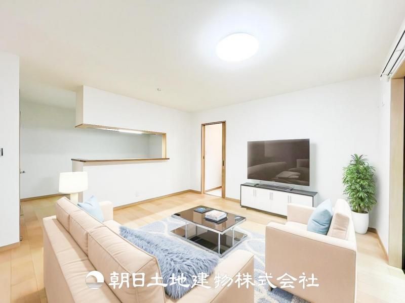 Bright 4LDK Detached House in Yokohama Asahi Ward | Near Zoorasia - Thumbnail 4