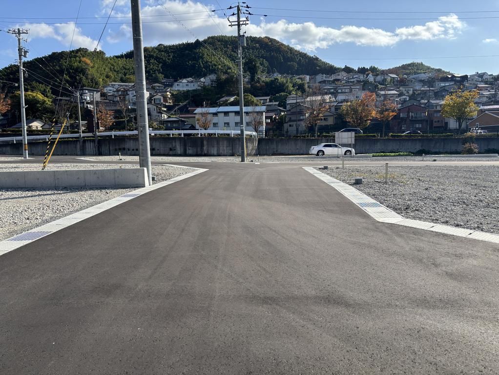 Land for Sale in Kanazawa's Yamashina - New 14-Plot Development - Thumbnail 2
