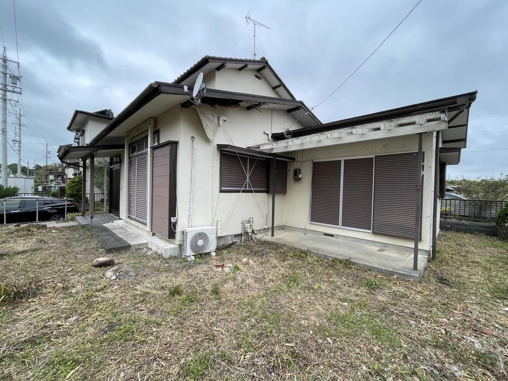 5DK Detached House on Corner Lot in Shimada, Shizuoka - Thumbnail 3