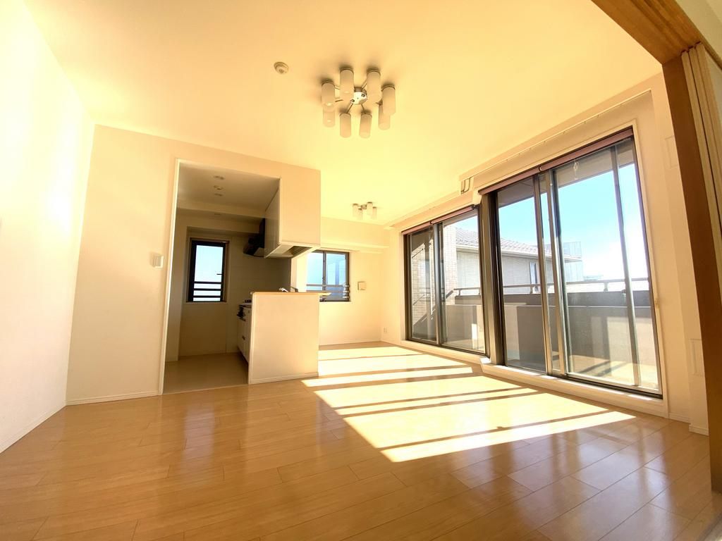 4LDK Apartment with Triple Balcony in Utsunomiya, Tochigi - Thumbnail 4