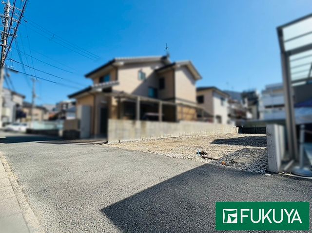Land for Sale in Yamashina, Kyoto with Old House - Near Yamashina Station - Thumbnail 2