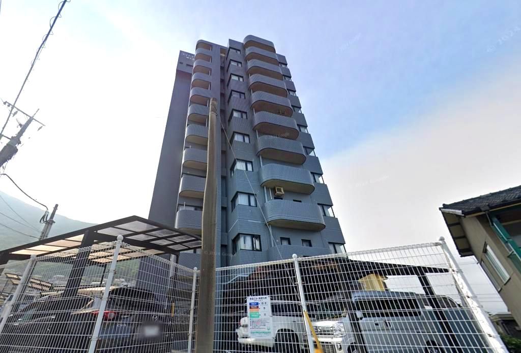 Landmark Kirigaoka 3LDK Apartment for Sale in Kitakyushu - Thumbnail 3