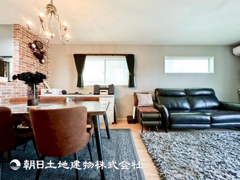 4LDK Modern House in Machida with Garden and Solar Power - Thumbnail 4
