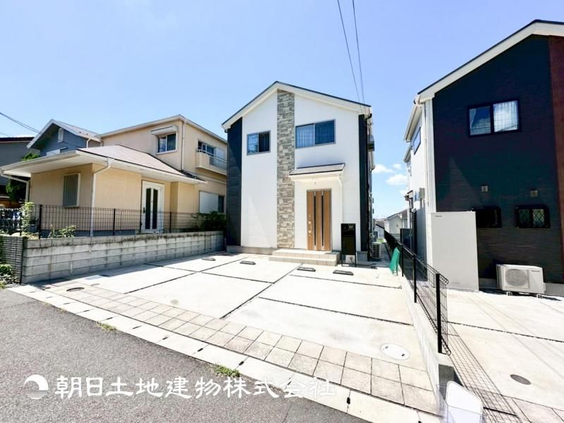 4LDK Modern House in Machida with Garden and Solar Power - Thumbnail 2