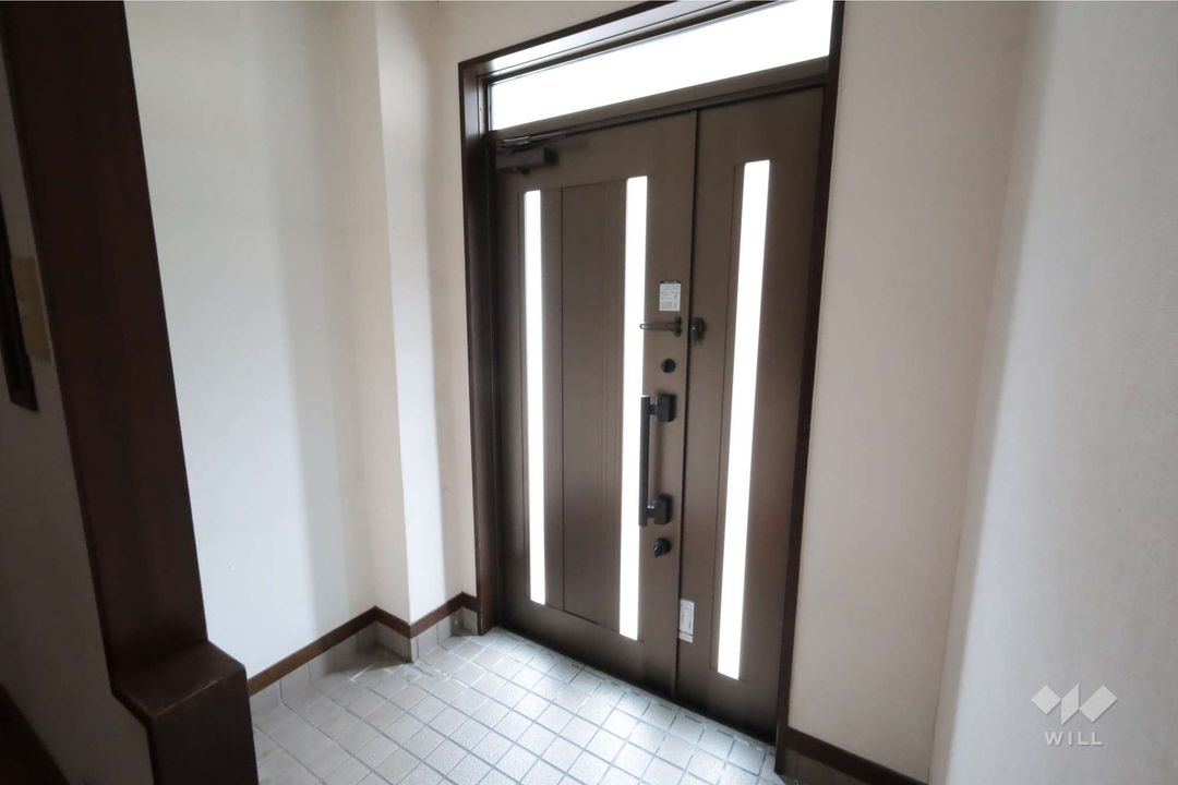 5LDK House for Sale in Nishinomiya with Rooftop Balcony - Thumbnail 2