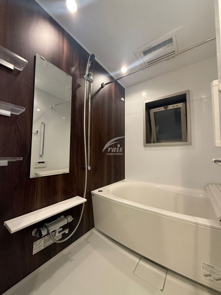 2LDK Apartment in Kagoshima City with Balcony Views - Thumbnail 2