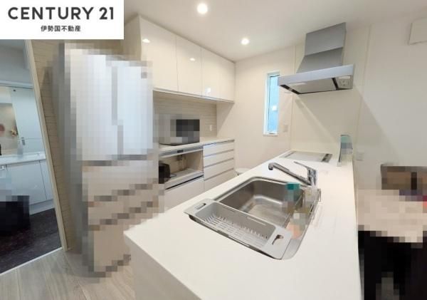 4SLDK House in Yokkaichi with Solar Panels & Telework Room - Thumbnail 3