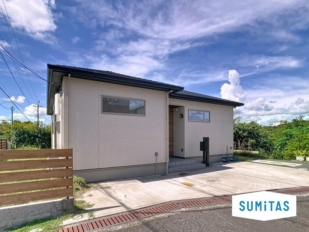 Acula Home Built Single-Story House in Okayama Minami Ward - Thumbnail 3