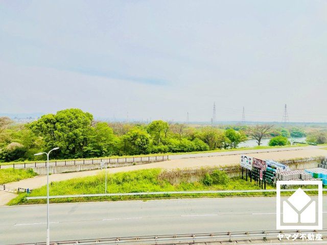 Cosmo Fushimi 5F 2LDK Apartment for Sale in Kyoto - Thumbnail 4