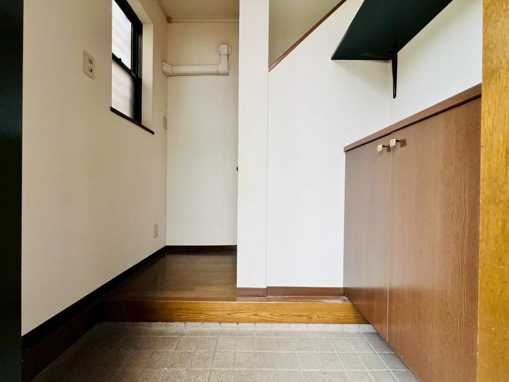 3LDK House for Sale in Nerima, Tokyo - 159.99 sqm - Thumbnail 2