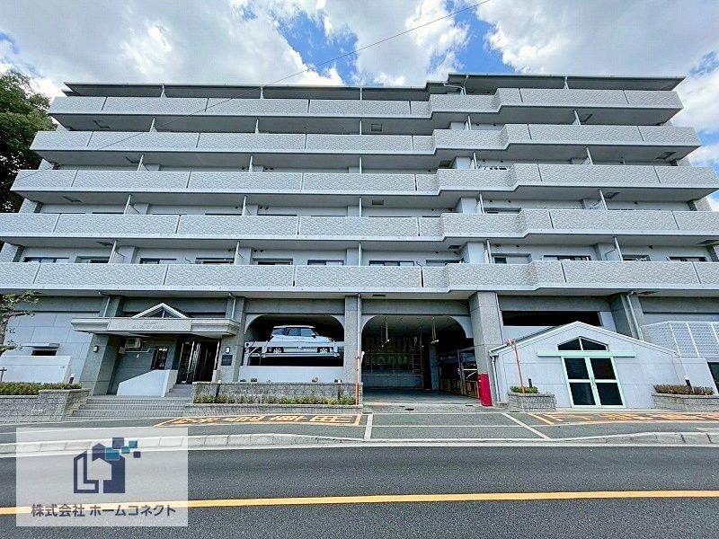 Renovated 3LDK Apartment near Expo Park, Suita | High Ceilings - Main Image