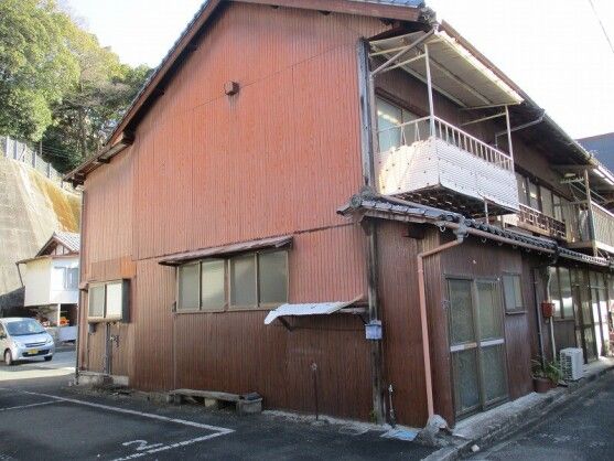 Central Yawatahama 5K Rental House in Ehime | 35,000 Yen - Thumbnail 3