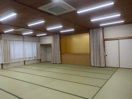 Large 4LDK Home with 14-Car Parking in Sakai City, Fukui - Thumbnail 2