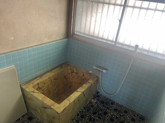 Akiya House for Sale in Mima City, Tokushima - 6DK, 145.71 sqm - Thumbnail 4