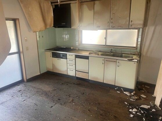 Akiya House for Sale in Mima City, Tokushima - 6DK, 145.71 sqm - Thumbnail 3