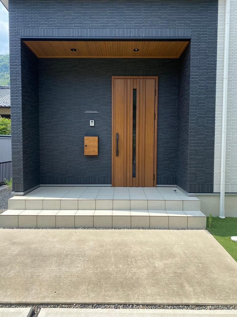 5LDK Modern House in Gifu City with Garden and Carport - Thumbnail 2