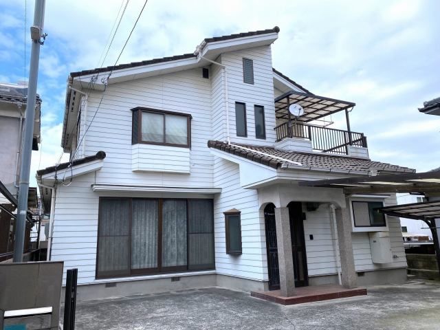 9LDK Family House in Matsuyama with Parking - Thumbnail 2