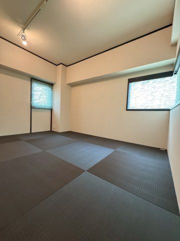 2LDK Apartment in Toyonaka - 80.6sqm near Sone Station - Thumbnail 4