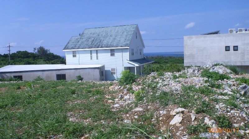 Vacant Land with Minna Island Views in Motobu, Okinawa - Image 1