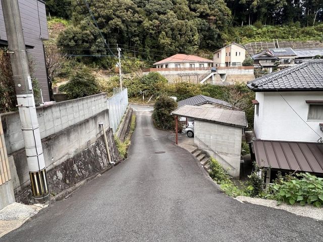 Land with House for Sale in Nagayo, Nagasaki - Over 120 Tsubo - Thumbnail 2