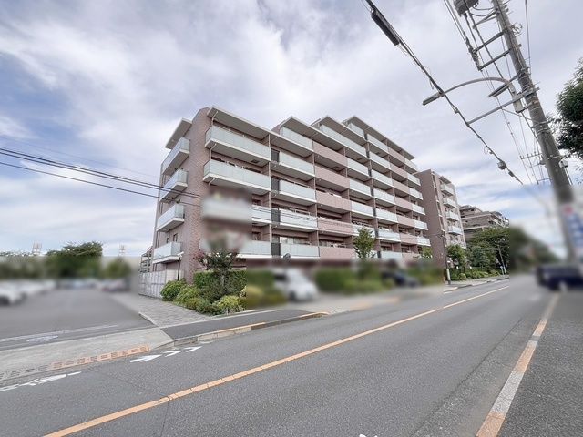 3LDK Apartment in Higashimurayama, Tokyo - 70.2sqm - Thumbnail 4