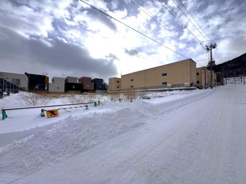 Large Vacant Land for Sale in Teine-ku, Sapporo - Thumbnail 2