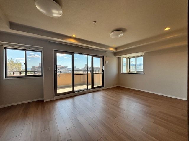 Renovated 3LDK Apartment for Sale in Niigata Central Ward - Thumbnail 2