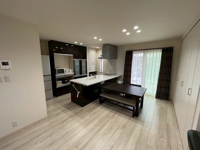 2LDK House in Sagamihara with Mountain Views - Thumbnail 4