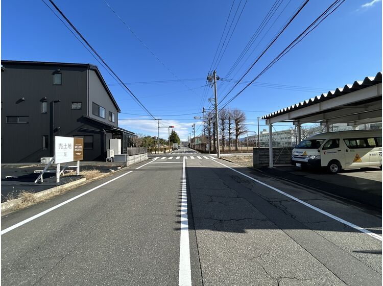 Spacious 150.83 sqm Plot for Sale in Fukui City's Bunkyo District - Thumbnail 2