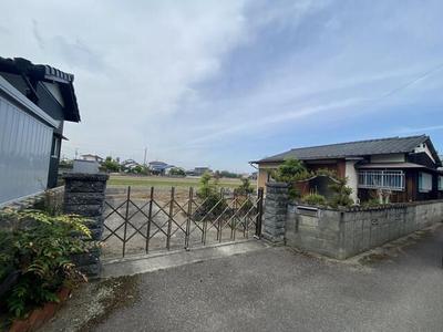4DK House in Niihama with Garden Space — Image 1, Niihama, Ehime