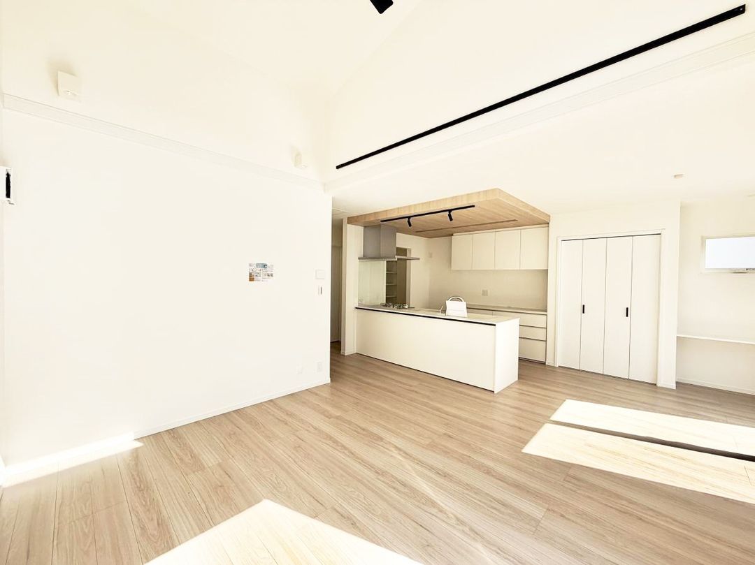 New 2LDK+2S House for Sale in Kamakura, Kanagawa - Thumbnail 4