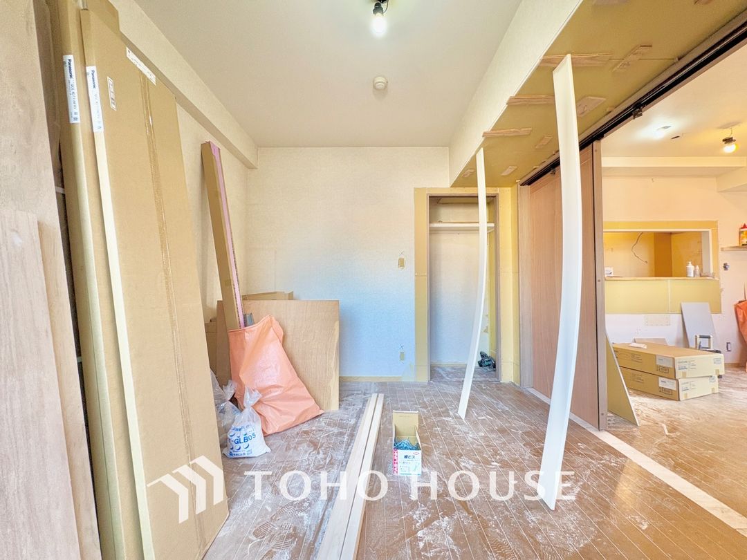 Renovated 3LDK Apartment near Ikebukuro Station, Itabashi, Tokyo - Thumbnail 2