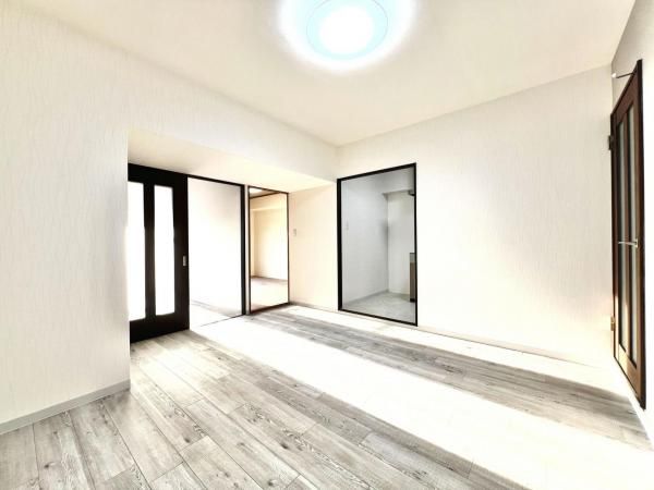 Castle Tokai University Front Condominium 3LDK in Hadano - Thumbnail 2