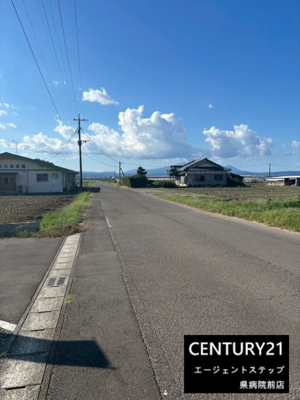 New 4LDK Single-Story House for Sale in Mimata, Miyazaki - Thumbnail 2