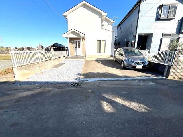 Renovated 4SLDK House for Sale in Sakado, Saitama - Thumbnail 2