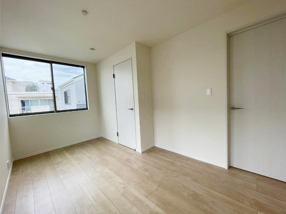 2SLDK House for Sale in Higashimurayama, Tokyo - Thumbnail 3