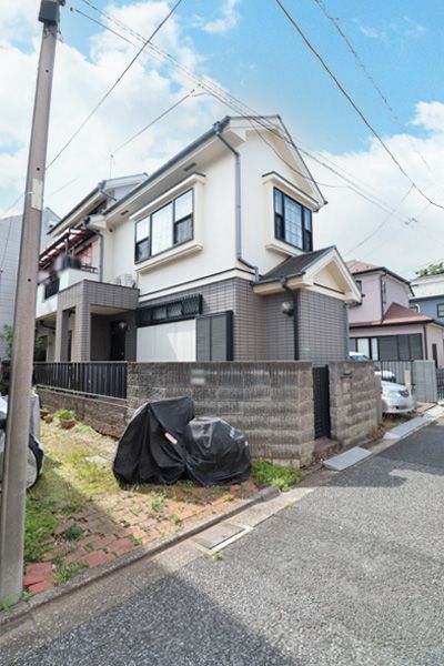 4LDK House for Sale in Higashi-Oizumi, Nerima, Tokyo - Thumbnail 2