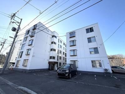 2LDK Investment Apartment Near Tsukisamu Park, Sapporo — Image 2, Toyohira, Hokkaido