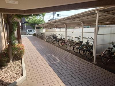 Renovated 2LDK Apartment in Fujieda with Balcony — Image 2, Fujieda, Shizuoka