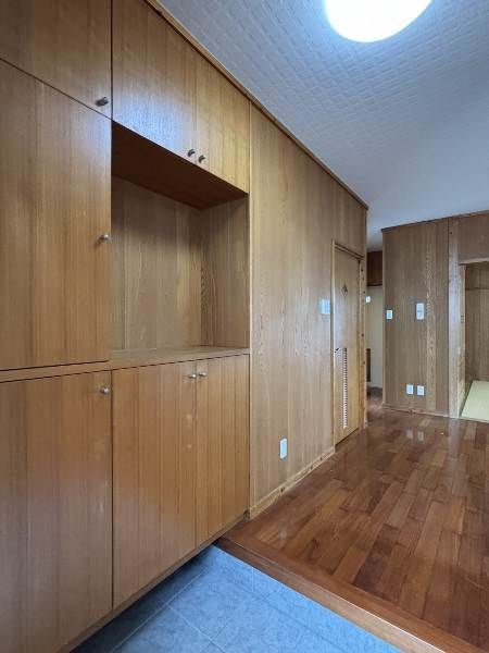 2LDK Mixed-Use Shop & Home for Sale in Haebaru, Okinawa - Image 22